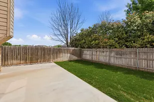 10832 Thorngrove Ct, Fort Worth, TX 76052 - Photo 31