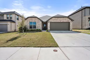 2729 Custake Ln, Fort Worth, TX 76179 - Photo 1