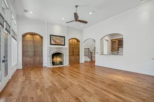 4529 Crooked Ln, Dallas, TX 75229 - Photo 9