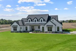 2001 Veal Cir, Springtown, TX 76085 - Photo 1