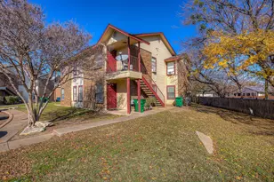 5113 Herrick Ct, Haltom City, TX 76117 - Photo 5