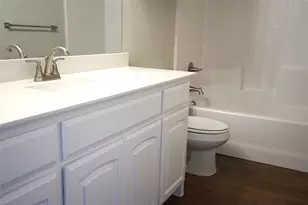 707 Broken Bow, Cleburne, TX 76033 - Photo 17