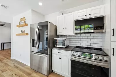 6824 Wooddale Drive, Watauga, TX 76148 - Photo 13