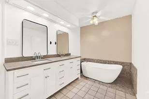 8344 Old Moss Rd, Dallas, TX 75231 - Photo 13