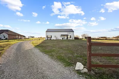 5828 County Road 1093, Celeste, TX 75423 - Photo 37