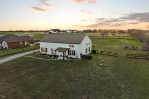 5828 County Rd 1093, Celeste, TX 75423 - Photo 3