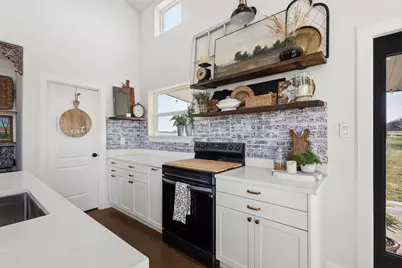 5828 County Road 1093, Celeste, TX 75423 - Photo 11