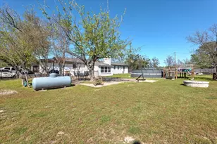 3504 Lakeshore Dr, Weatherford, TX 76087 - Photo 17