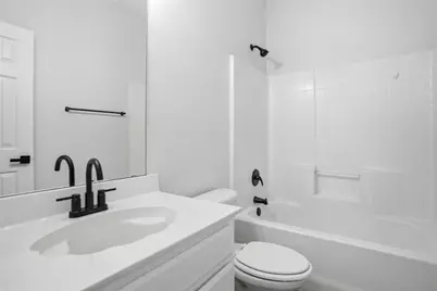 1172 Sunderland Lane, Fort Worth, TX 76134 - Photo 13