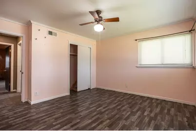 411 S Centre Lane, Lancaster, TX 75146 - Photo 17
