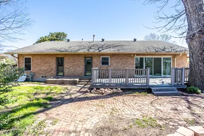 411 S Centre Lane, Lancaster, TX 75146 - Photo 25