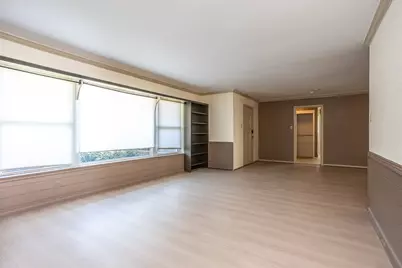 411 S Centre Lane, Lancaster, TX 75146 - Photo 5