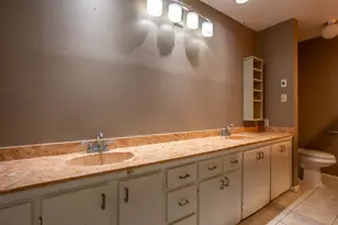 411 S Centre Ln, Lancaster, TX 75146 - Photo 13