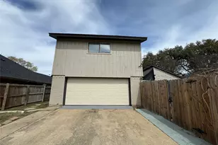 10108 Laingtree Dr, Dallas, TX 75243 - Photo 19