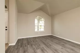 3247 Yeltes, Grand Prairie, TX 75054 - Photo 9