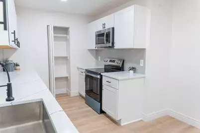 442 Lake Park Drive, Grand Prairie, TX 75052 - Photo 9