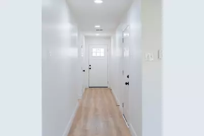 442 Lake Park Drive, Grand Prairie, TX 75052 - Photo 11