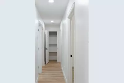 442 Lake Park Drive, Grand Prairie, TX 75052 - Photo 13