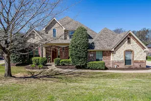 43 Crown Rd, Willow Park, TX 76087 - Photo 1