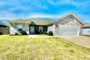 3828 Skylane Ave, Corsicana, TX 75110 - Photo 15