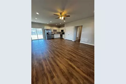 3828 Skylane Avenue, Corsicana, TX 75110 - Photo 9