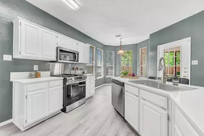 6805 Carrington Drive, Plano, TX 75023 - Photo 11