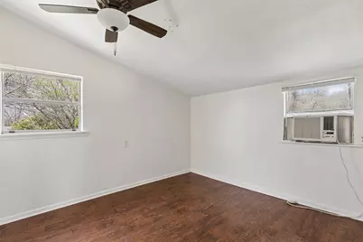 1401 Bolivar Street, Denton, TX 76201 - Photo 33