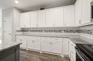 5604 Wainwright Dr, Fort Worth, TX 76112 - Photo 9