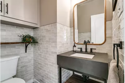 2718 Hidden Lake Drive, Grapevine, TX 76051 - Photo 19