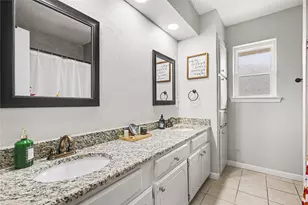 2805 Autumn Dr, Hurst, TX 76054 - Photo 17