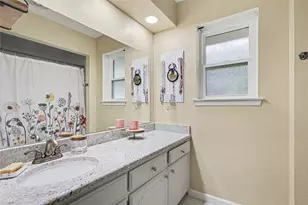 2805 Autumn Dr, Hurst, TX 76054 - Photo 13