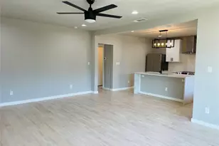 4609 Virginia Ave, Dallas, TX 75204 - Photo 5