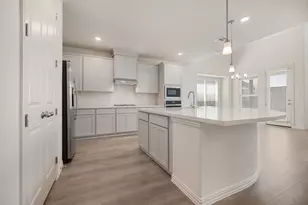 912 Alberta Spruce Rd, Justin, TX 76247 - Photo 9