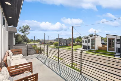 2414 Pennsylvania Avenue, Dallas, TX 75215 - Photo 19