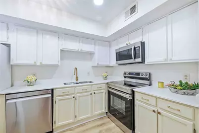 2310 Balsam Drive #B106, Arlington, TX 76006 - Photo 9