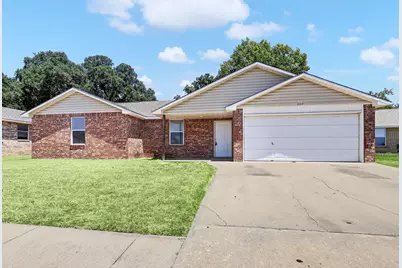 206 Bobbie Ann Court, Granbury, TX 76049 - Photo 1