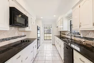 1666 Clydesdale Dr, Lewisville, TX 75067 - Photo 11