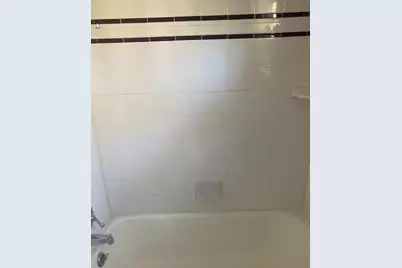 1820 Oakland Boulevard, Fort Worth, TX 76103 - Photo 3