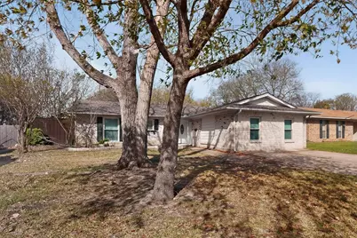 419 Teakwood, Mesquite, TX 75149 - Photo 3