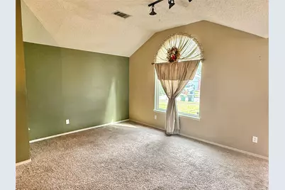 115 Moss Hill Drive, Arlington, TX 76018 - Photo 5