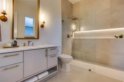 910 Hollywood Avenue, Dallas, TX 75208 - Photo 11