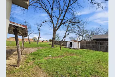 617 Rosewood Hills Drive, Garland, TX 75040 - Photo 17