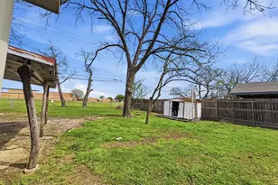 617 Rosewood Hills Dr, Garland, TX 75040 - Photo 17