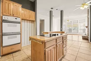 1005 Creek Bend, Carrollton, TX 75007 - Photo 11