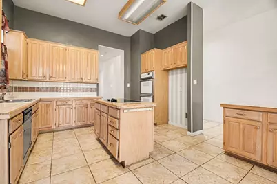 1005 Creek Bend, Carrollton, TX 75007 - Photo 13