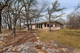 185 Silver Lakes Dr, Sunset, TX 76270 - Photo 31