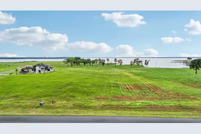 500 Shores Drive, Honey Grove, TX 75446 - Photo 19