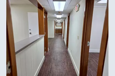 413 E Broadway Street #B, Gainesville, TX 76240 - Photo 7