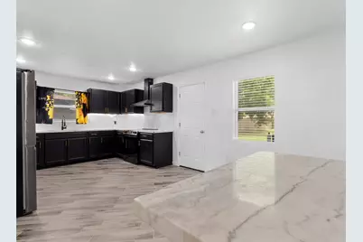 1035 Warden Street, Benbrook, TX 76126 - Photo 7