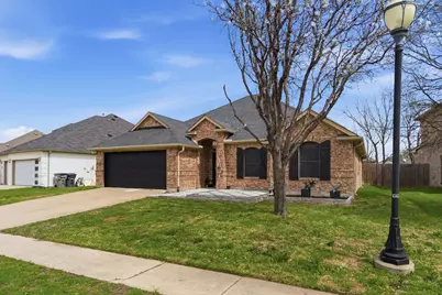2125 Woodhaven Drive, Little Elm, TX 75068 - Photo 3